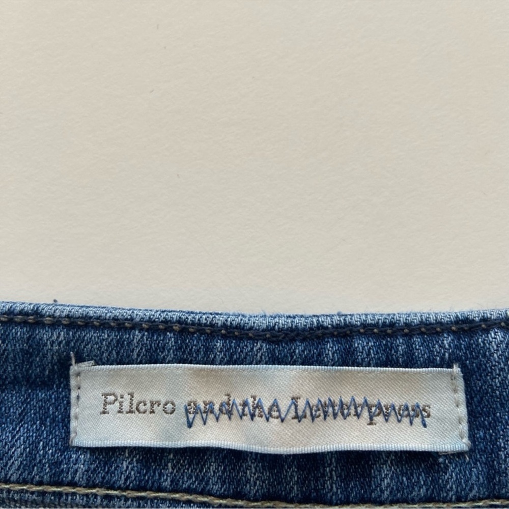 Pilcro and the Letterpress Distressed Cuffed Cropped Jeans - Picture 4 of 6